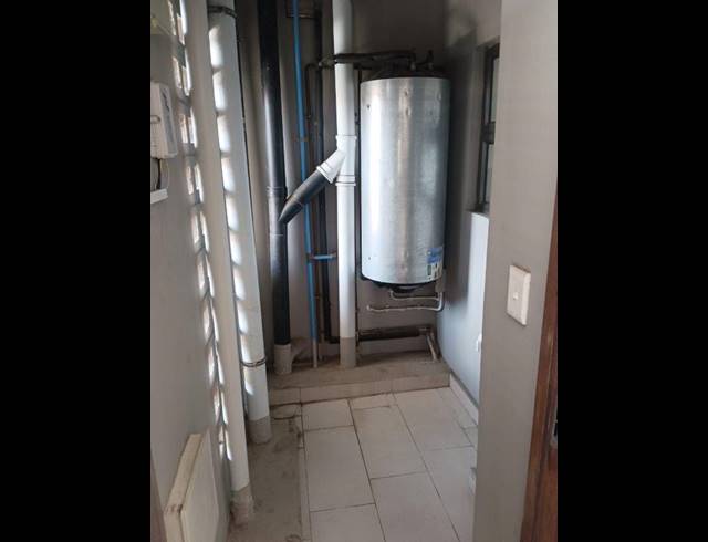 2 BEDROOM APARTMENT FOR SALE IN UMHLANGA RIDGE